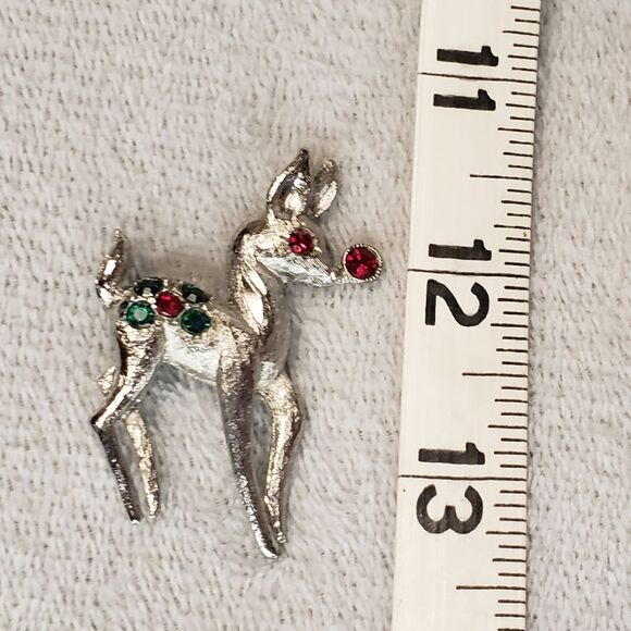 Reindeer Brooch Silver, red and green gem stones - Picture 4 of 5